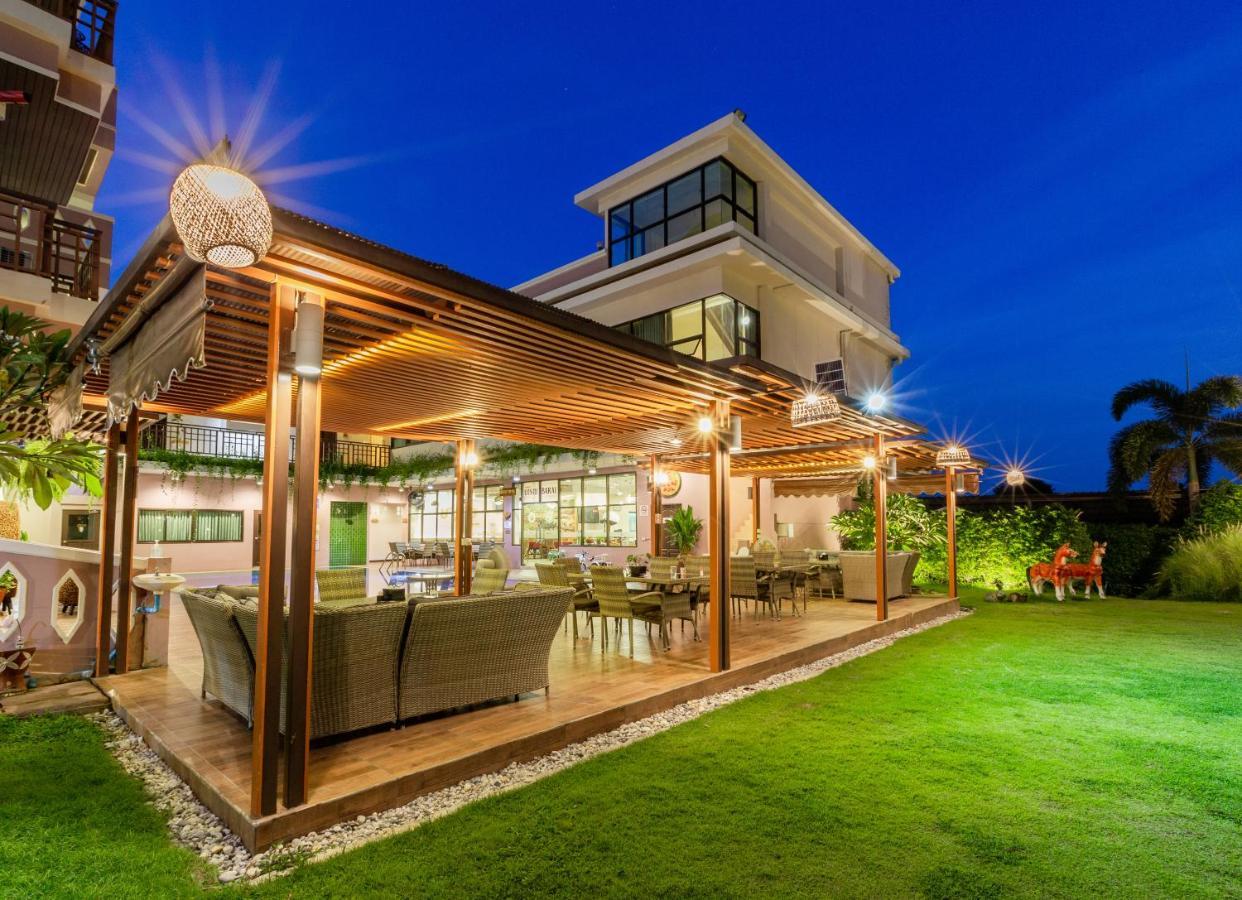 Nang Rong Phanomrungpuri Hotel Buriram מראה חיצוני תמונה