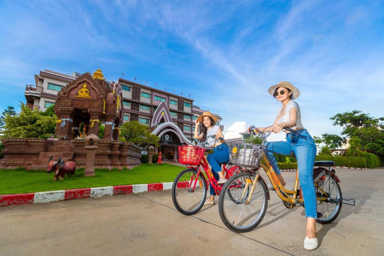 Nang Rong Phanomrungpuri Hotel Buriram מראה חיצוני תמונה