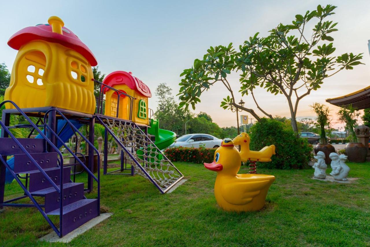 Nang Rong Phanomrungpuri Hotel Buriram מראה חיצוני תמונה