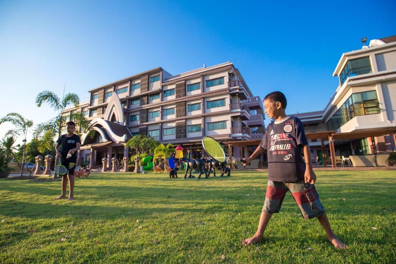 Nang Rong Phanomrungpuri Hotel Buriram מראה חיצוני תמונה