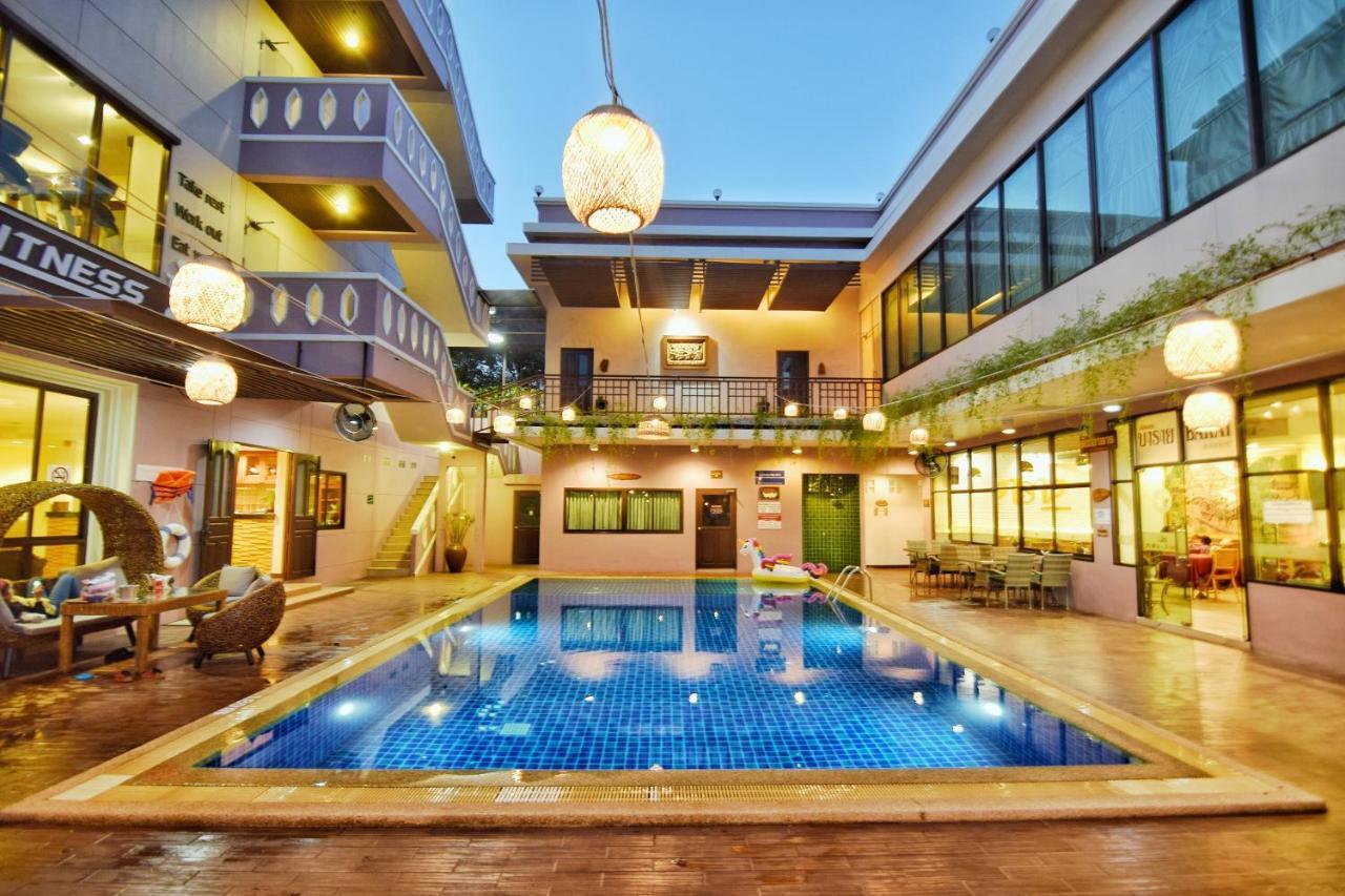 Nang Rong Phanomrungpuri Hotel Buriram מראה חיצוני תמונה